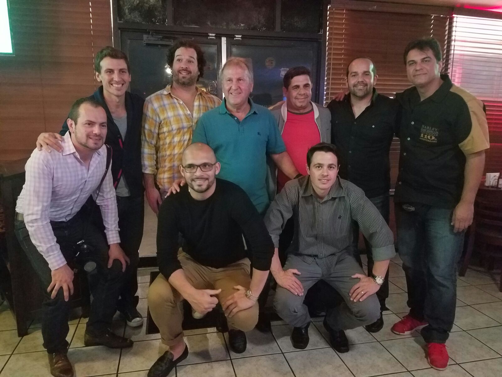 Ricardo Mariath em registro de encontro profissional com grupo
